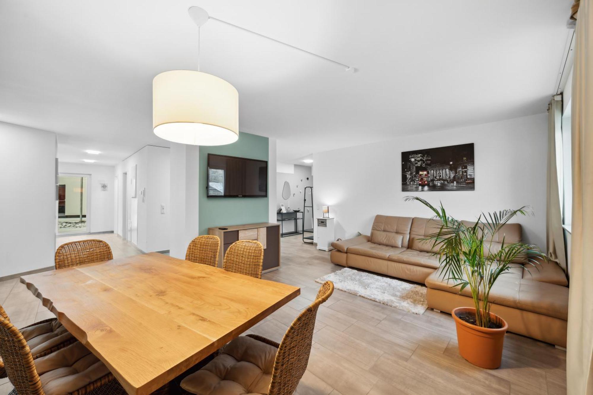 Sali Homes Spacious Apartment With Terrace In City Center Bayreuth Kültér fotó